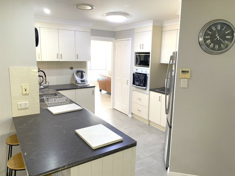 21 Bottlebrush Street, Kingaroy QLD 4610