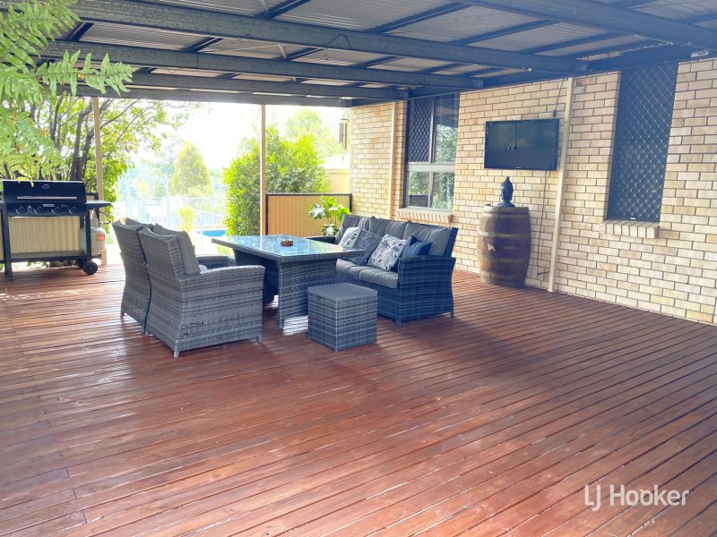 77 Wickham Street, Nanango QLD 4615