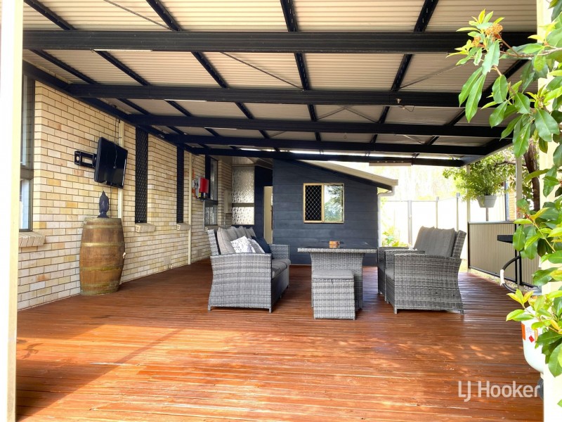 77 Wickham Street, Nanango QLD 4615