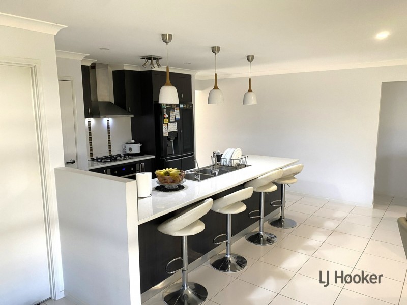 35 Banksia Drive, Kingaroy QLD 4610