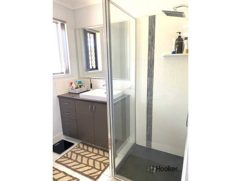 35 Banksia Drive, Kingaroy QLD 4610