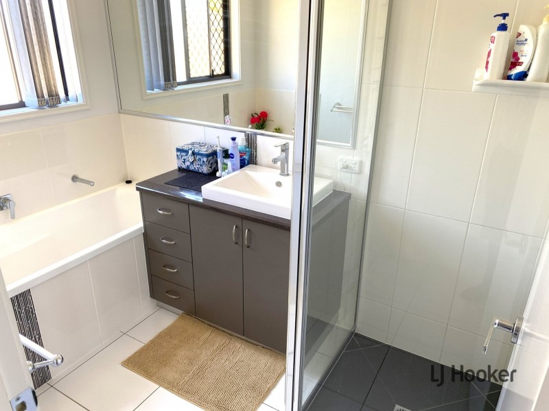 35 Banksia Drive, Kingaroy QLD 4610