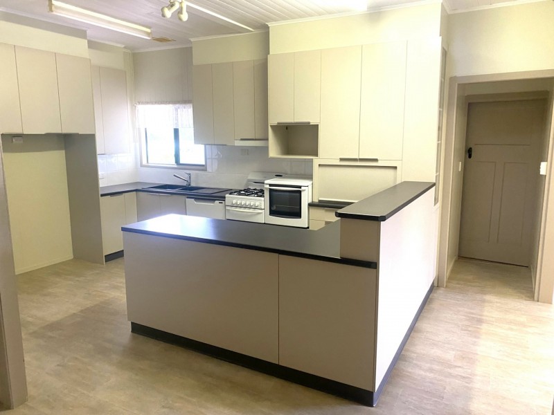 39 Hodge Street, Kingaroy QLD 4610