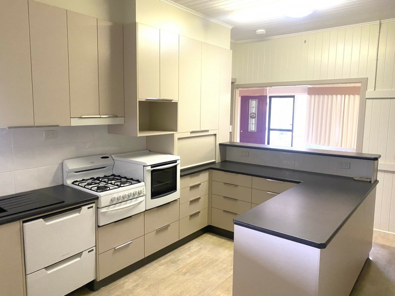 39 Hodge Street, Kingaroy QLD 4610