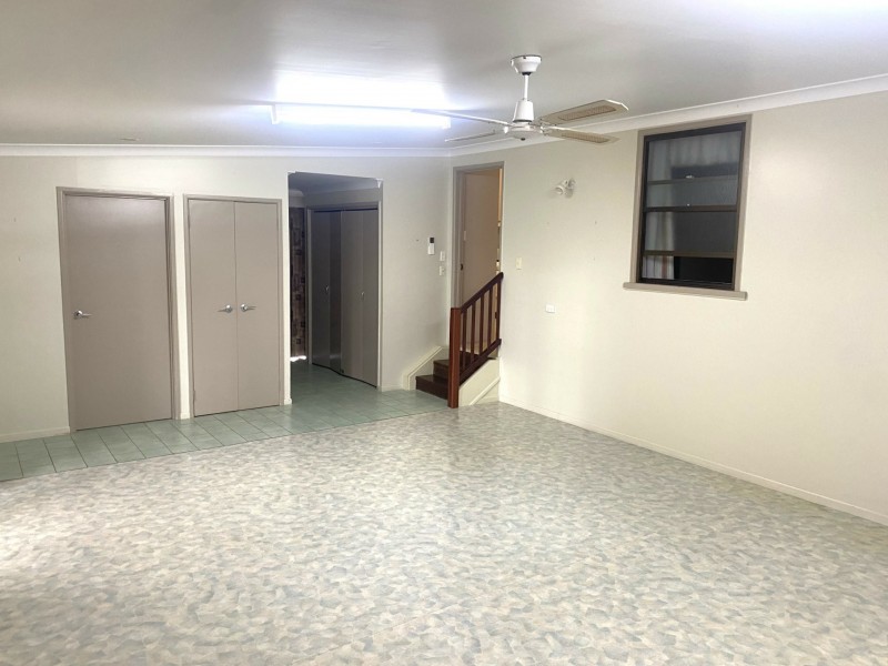 39 Hodge Street, Kingaroy QLD 4610