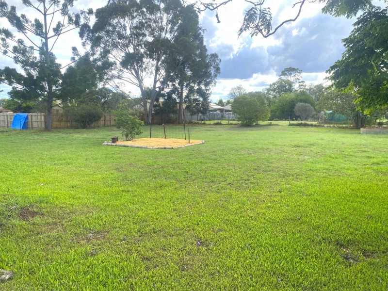 39 Hodge Street, Kingaroy QLD 4610