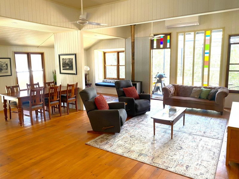 45 Millers Road (Redrock Retreat), Kingaroy QLD 4610