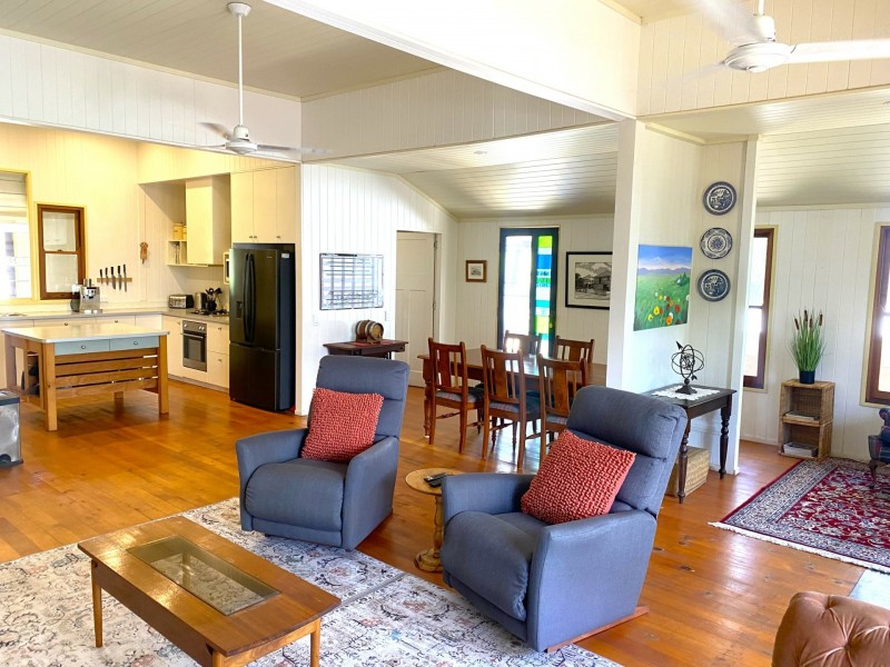 45 Millers Road (Redrock Retreat), Kingaroy QLD 4610