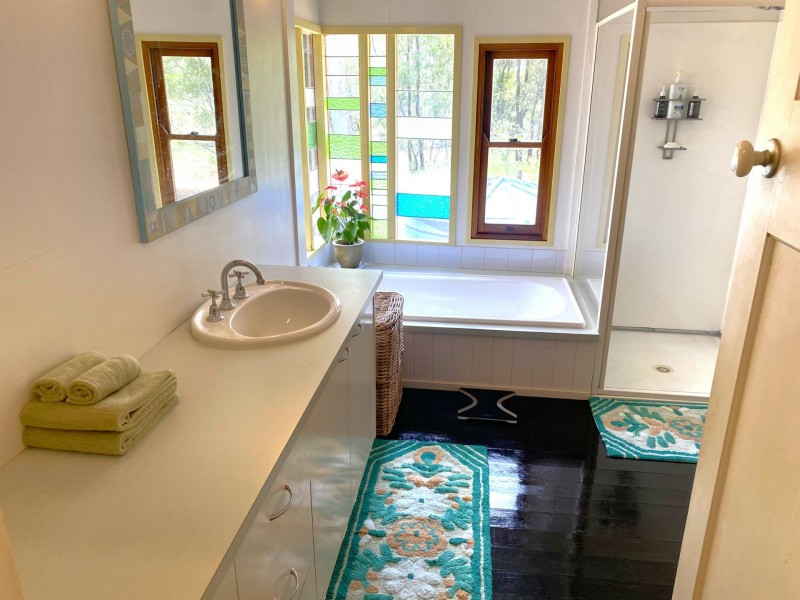 45 Millers Road (Redrock Retreat), Kingaroy QLD 4610