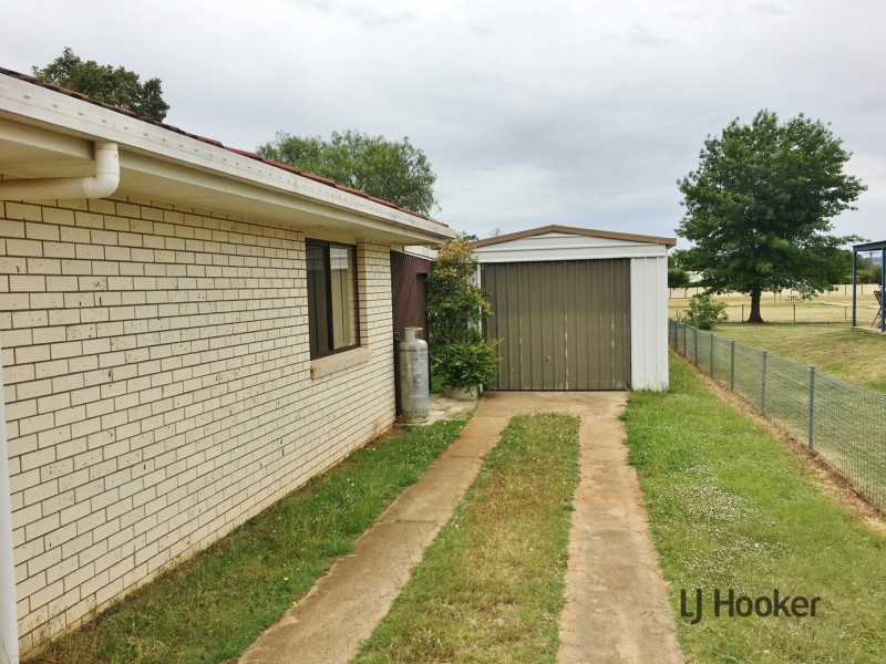12 Windsor Circle, Kingaroy QLD 4610