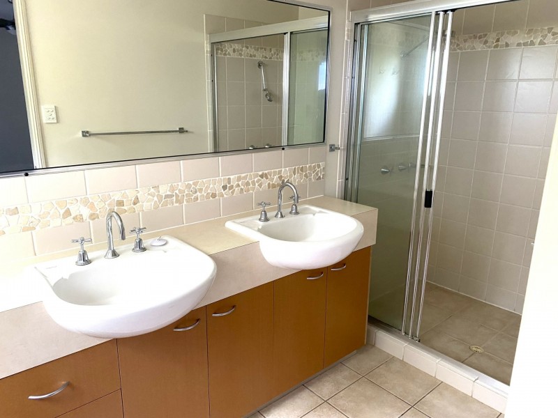3 Wattle Street, Kingaroy QLD 4610