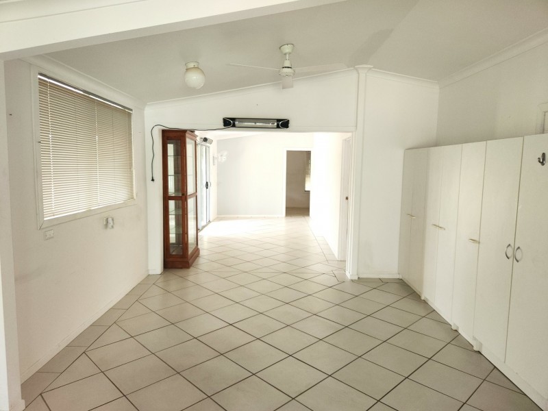 53 Oliver Road, Nanango QLD 4615