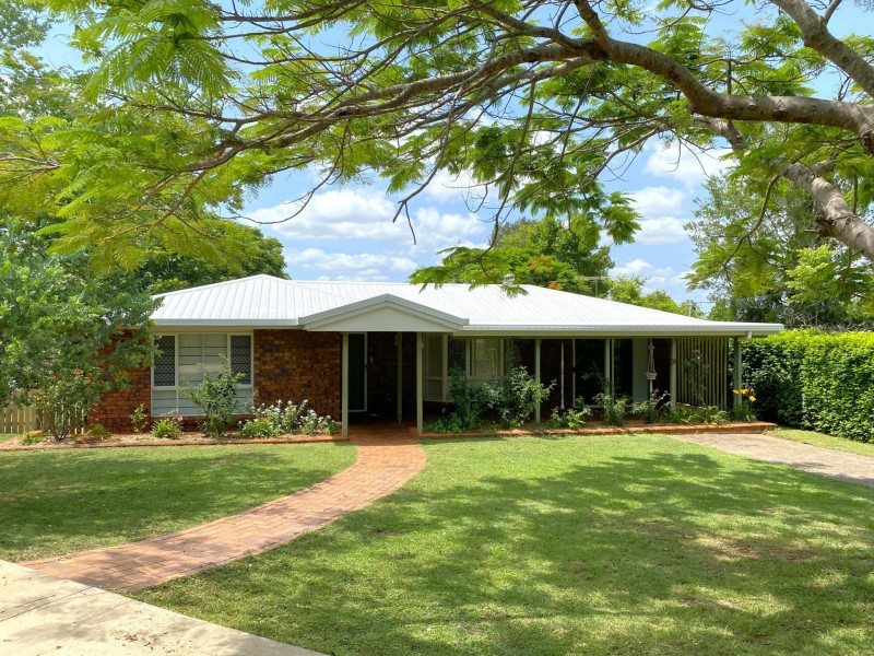 4 Lister Court, Kingaroy QLD 4610