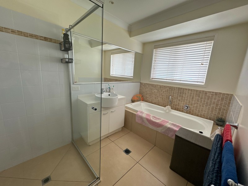 45-47 Premier Drive, Kingaroy QLD 4610