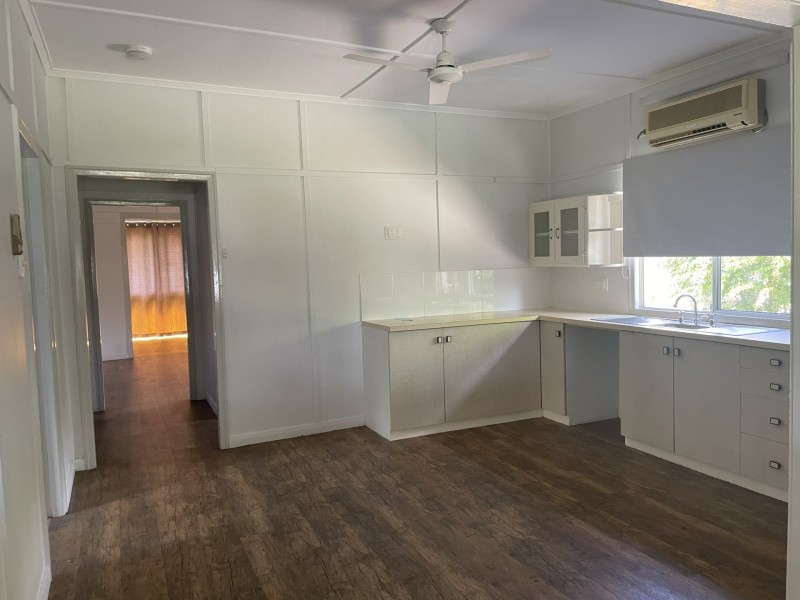 38 Youngman Street, Kingaroy QLD 4610