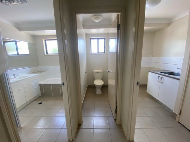 24 King street, Memerambi QLD 4610
