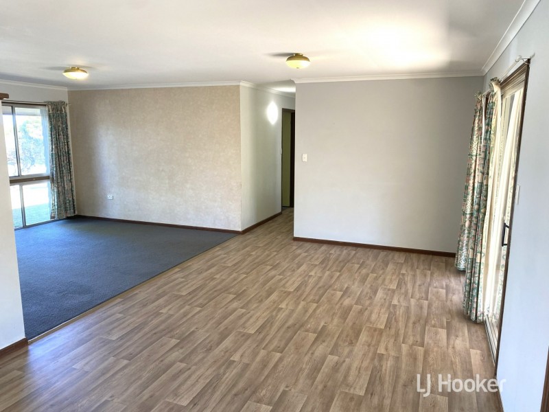 7 Windsor Circle, Kingaroy QLD 4610