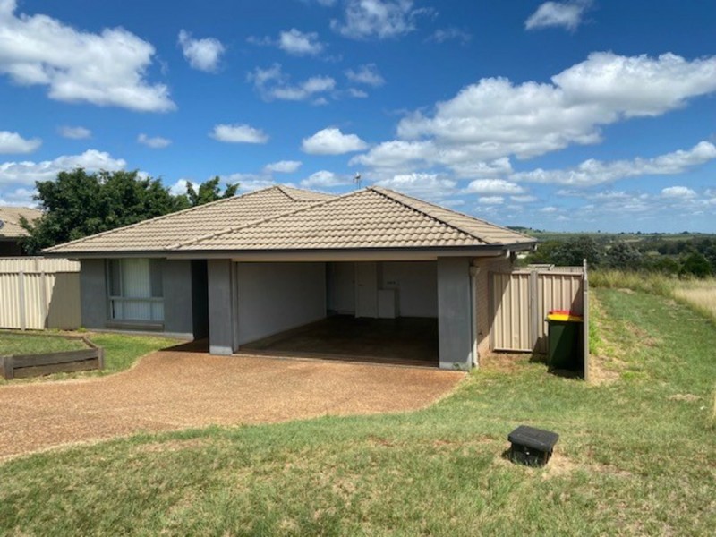 9 Casuarina Street, Kingaroy QLD 4610