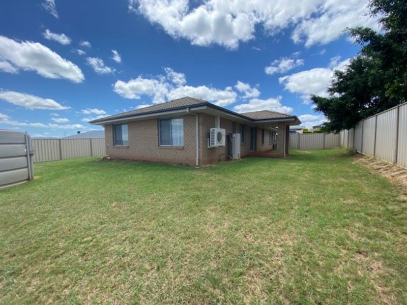 9 Casuarina Street, Kingaroy QLD 4610