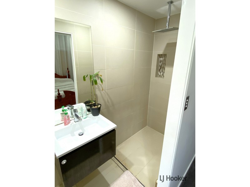 42 HODGE STREET, Kingaroy QLD 4610