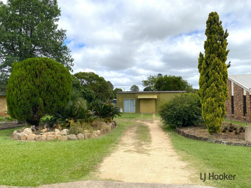 42 HODGE STREET, Kingaroy QLD 4610