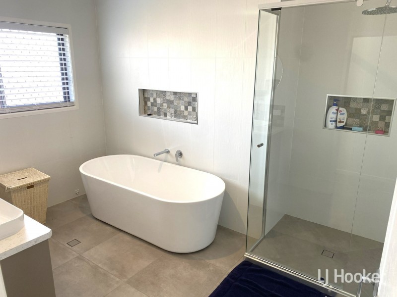 36 Adermann Drive, Kingaroy QLD 4610