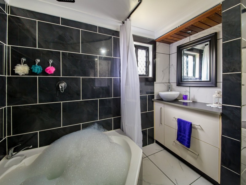 70 Ivory Street, Wondai QLD 4606