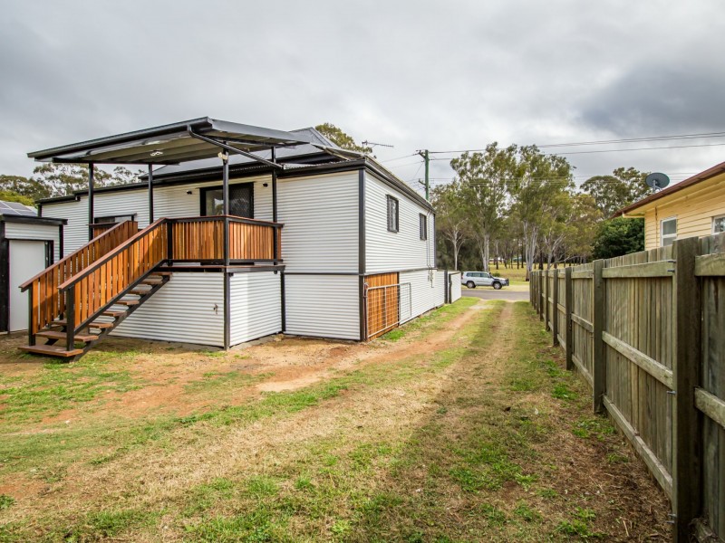 70 Ivory Street, Wondai QLD 4606
