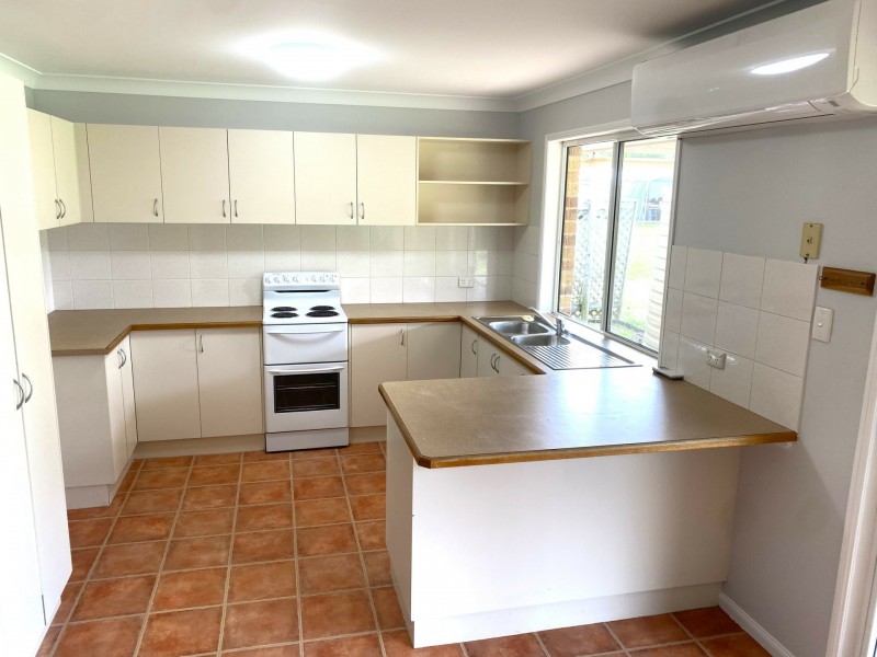 24 Kurtellen Crescent, Kingaroy QLD 4610