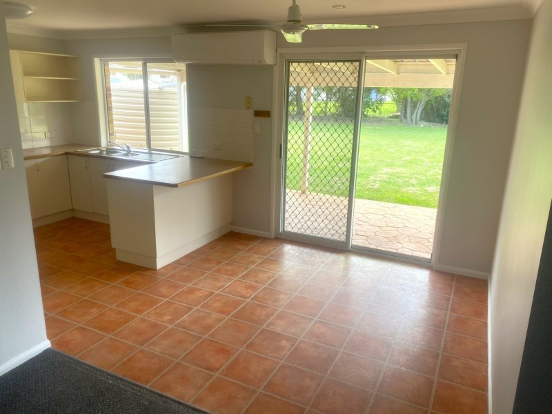 24 Kurtellen Crescent, Kingaroy QLD 4610