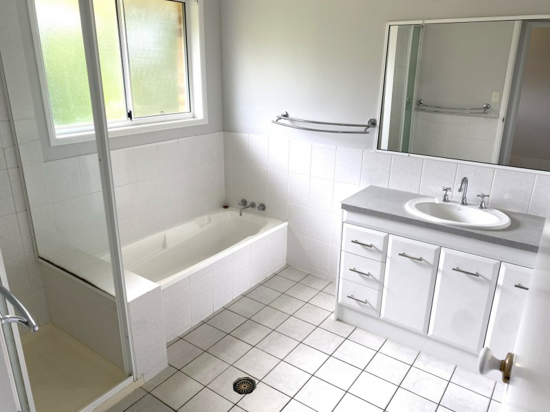 24 Kurtellen Crescent, Kingaroy QLD 4610
