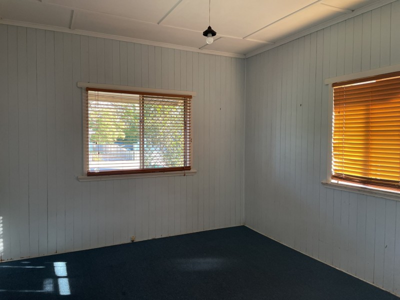 14 Reen Street, Kingaroy QLD 4610