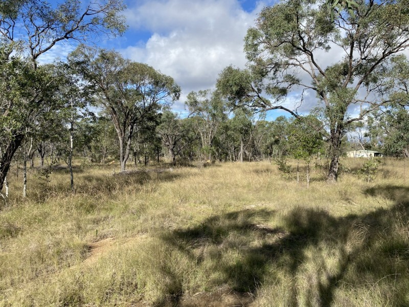 354 Shellytop Road, Durong QLD 4610