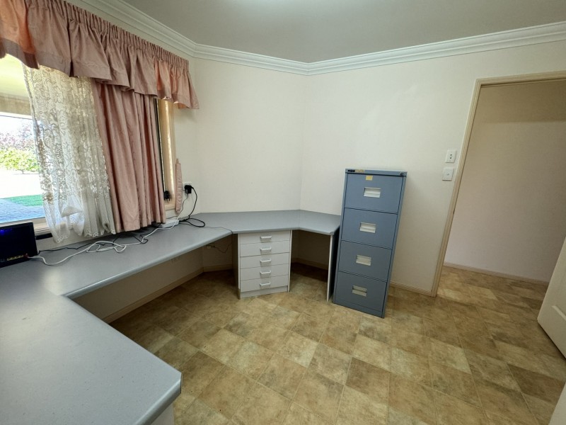 13 Olive Grove, Kingaroy QLD 4610