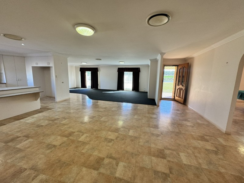 13 Olive Grove, Kingaroy QLD 4610