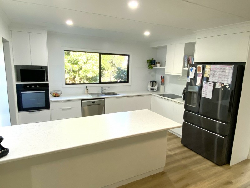 27 Ferne Road, Kingaroy QLD 4610