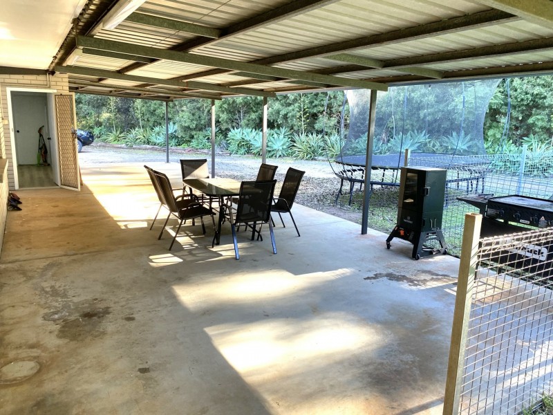 27 Ferne Road, Kingaroy QLD 4610