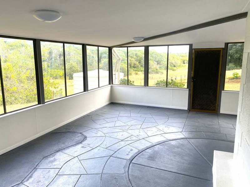 23 South Kerton Road, Nanango QLD 4615