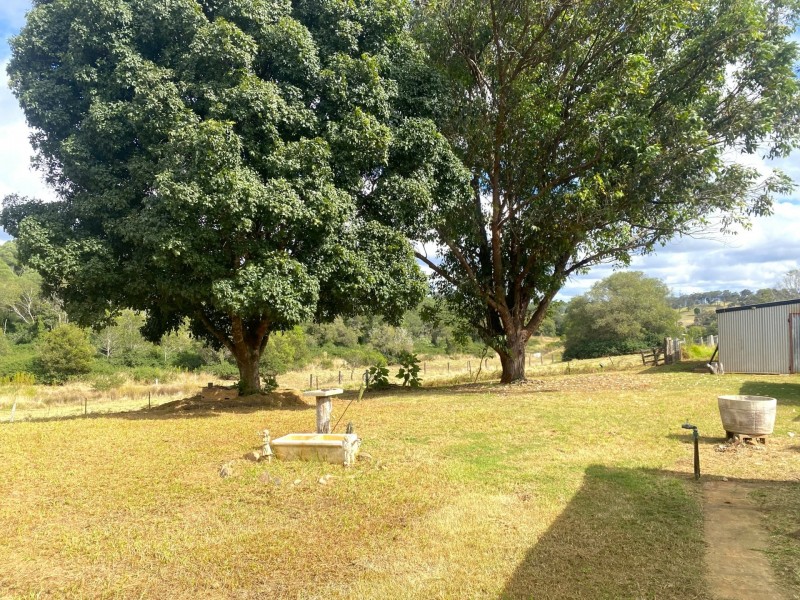 23 South Kerton Road, Nanango QLD 4615