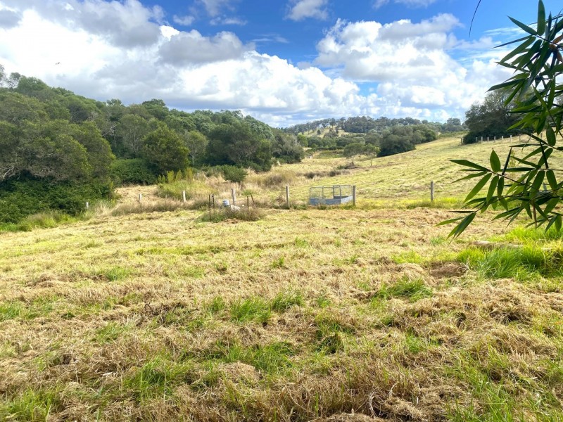 23 South Kerton Road, Nanango QLD 4615