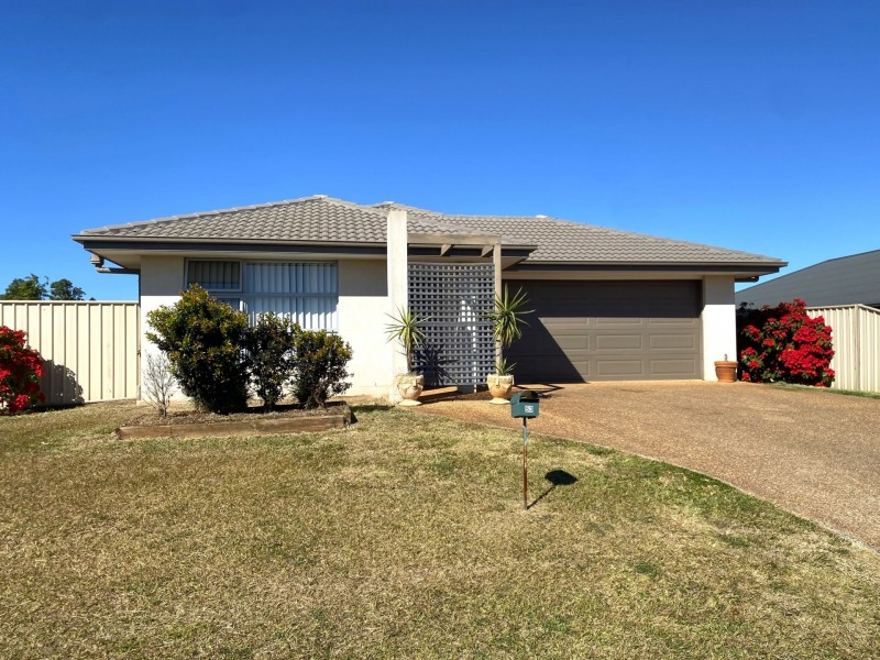 53 Frangipani Drive, Kingaroy QLD 4610