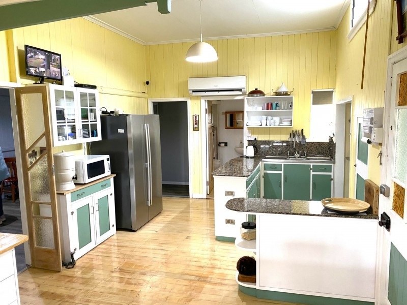 96 Haly st, Kingaroy QLD 4610