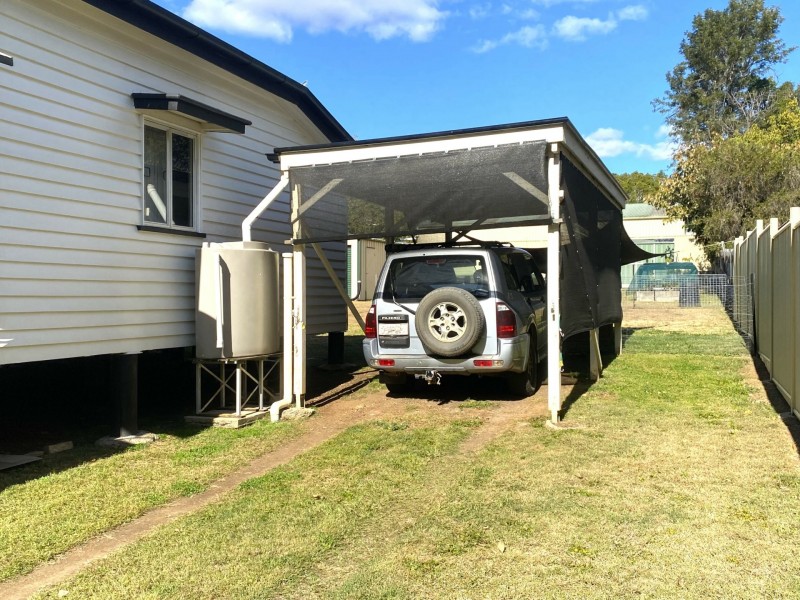 28 Edward Street, Wondai QLD 4606