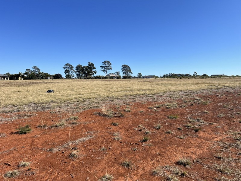 103-105 Premier Drive, Kingaroy QLD 4610