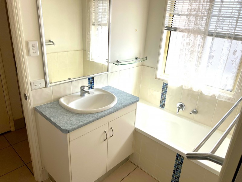 40 Grant Crescent, Wondai QLD 4606