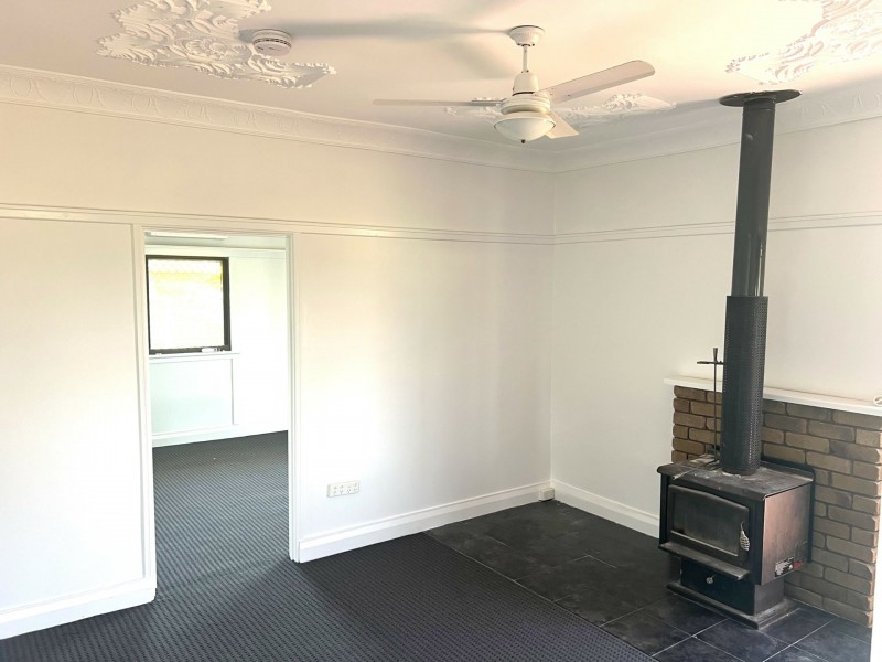 1 Clark Close, Kingaroy QLD 4610