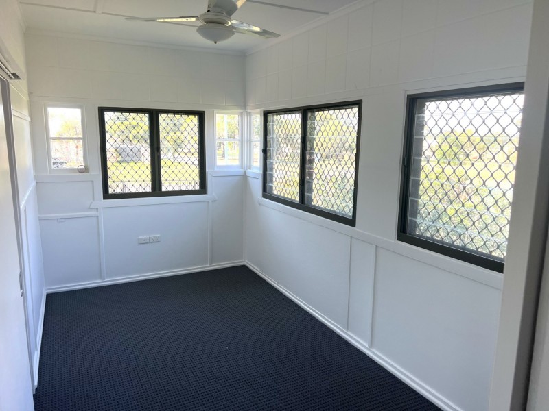 1 Clark Close, Kingaroy QLD 4610