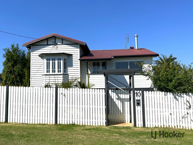 10 Gooyong Street, Kingaroy QLD 4610