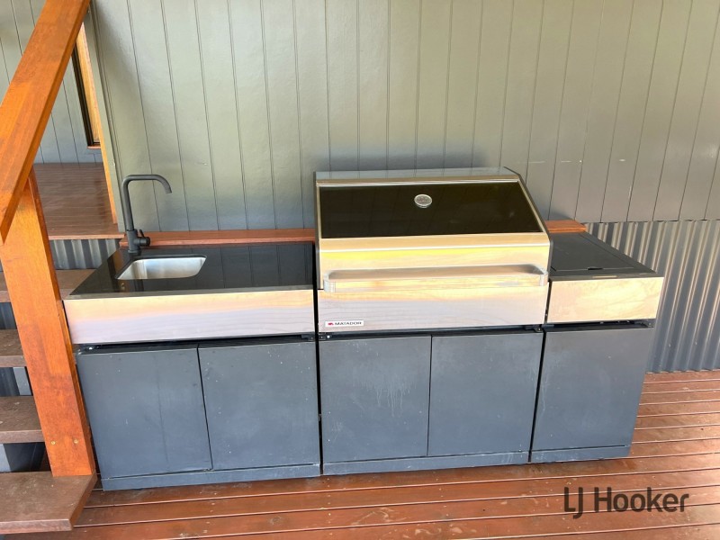 10 Gooyong Street, Kingaroy QLD 4610