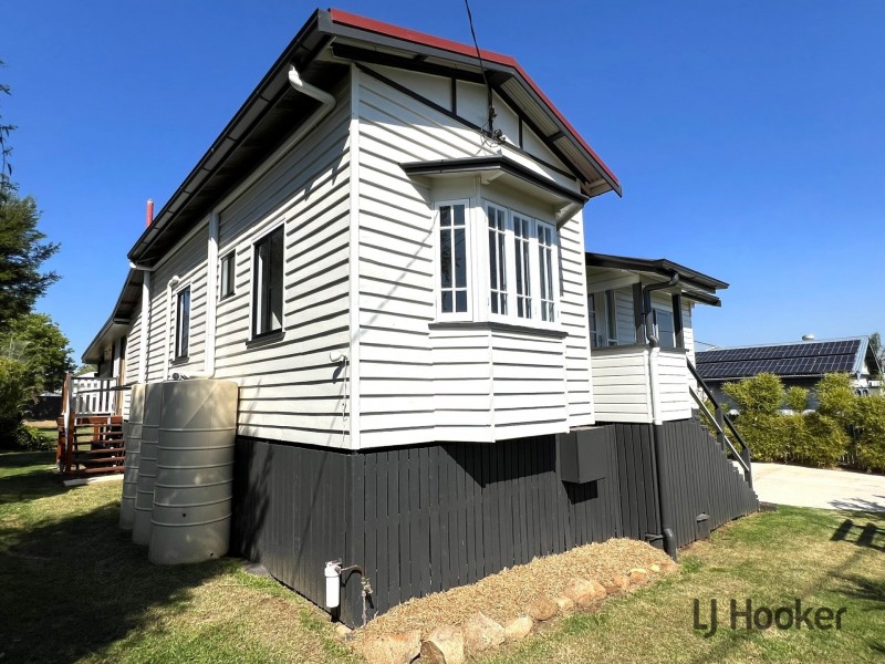 10 Gooyong Street, Kingaroy QLD 4610